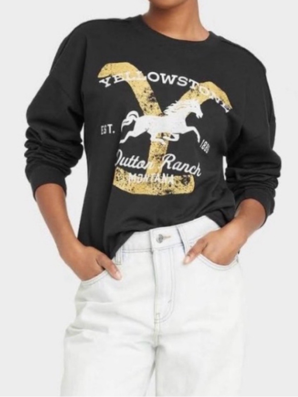 NWT Yellowstone Dutton Ranch Montana Black Long Sleeve Sweatshirt